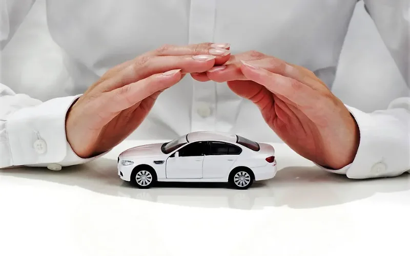 Ước tính trung bình chi phí bảo hiểm (bao gồm cả bắt buộc và tự nguyện) có thể dao động từ 800.000 VNĐ đến 2.000.000 VNĐ/tháng