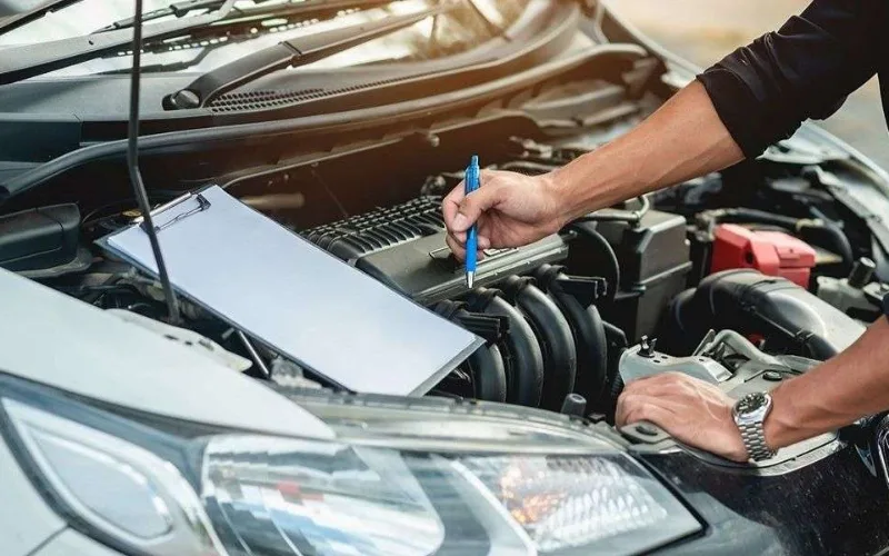 Chi phí bảo dưỡng và sửa chữa cao