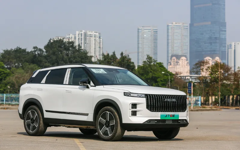 Jaecoo J7 2025 có 02 hệ động cơ tùy chọn bao gồm: 1.6L Turbo và 1.6L + Mô tơ điện