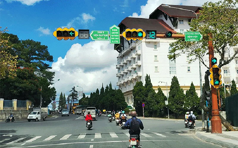 Đừng tăng tốc khi đèn xanh sắp hết