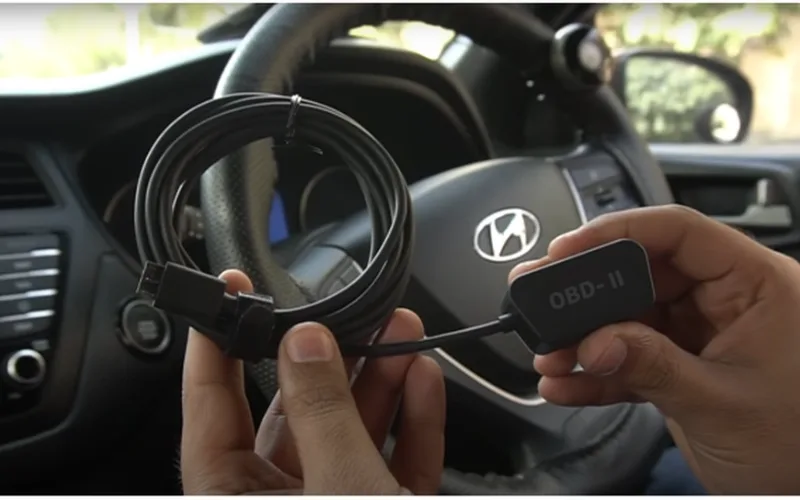 Màn hình HUD kết nối OBD-II
