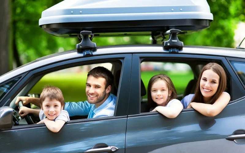 Số chỗ ngồi và khoang hành lý: Phù hợp với quy mô gia đình và mục đích sử dụng