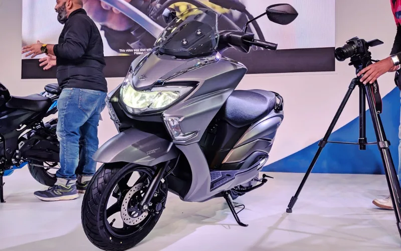 Suzuki Burgman Street 2025 mang trong mình một phong cách thiết kế đậm chất châu Âu