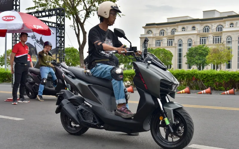 Mẫu xe tay ga đến từ Đài Loan sở hữu cho mình ngoại hình nam tính cùng thông số kích thước lớn