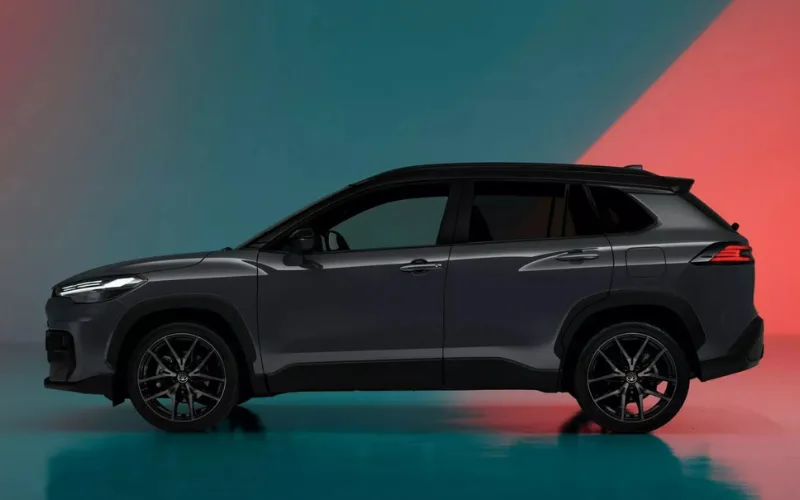 Toyota Corolla Cross phiên bản 2026 sẽ có hai tùy chọn động cơ hybrid