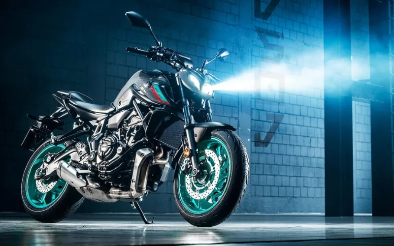Yamaha MT-07 2025 sở hữu thông số kích thước khá lý tưởng, trang bị tiện ích và động cơ vận hành phù hợp với những cá nhân mới "gia nhập" hội xe phân khối lớn