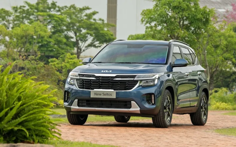 KIA Seltos AT: 599 triệu đồng