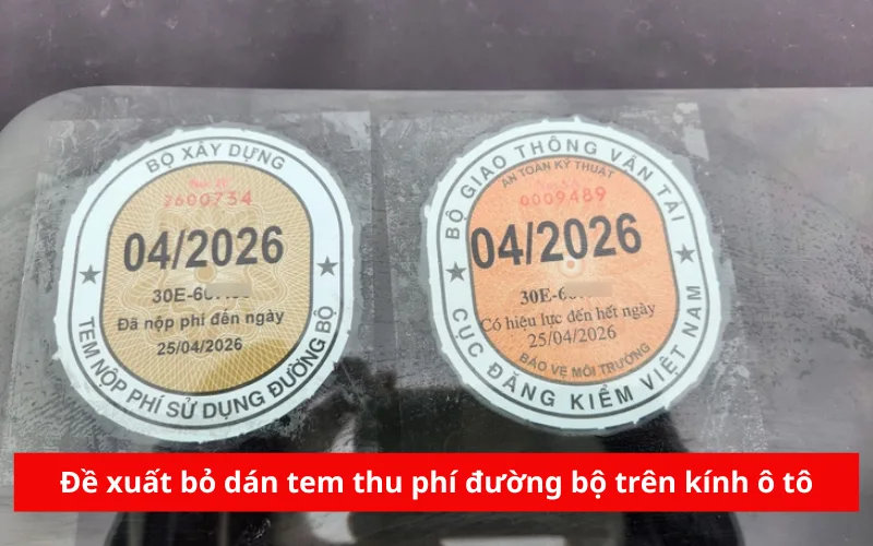 Đề xuất bỏ dán tem thu phí đường bộ trên kính ô tô