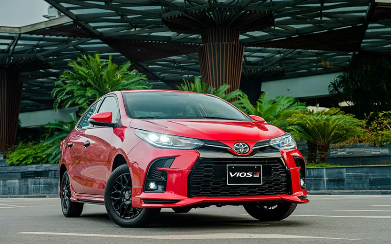 Bảng giá sơn xe ô tô Sedan