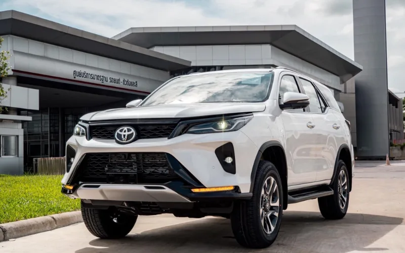 Hiện tại, chưa có thông tin chính thức về việc Toyota Fortuner hybrid sẽ được phân phối tại thị trường Việt Nam